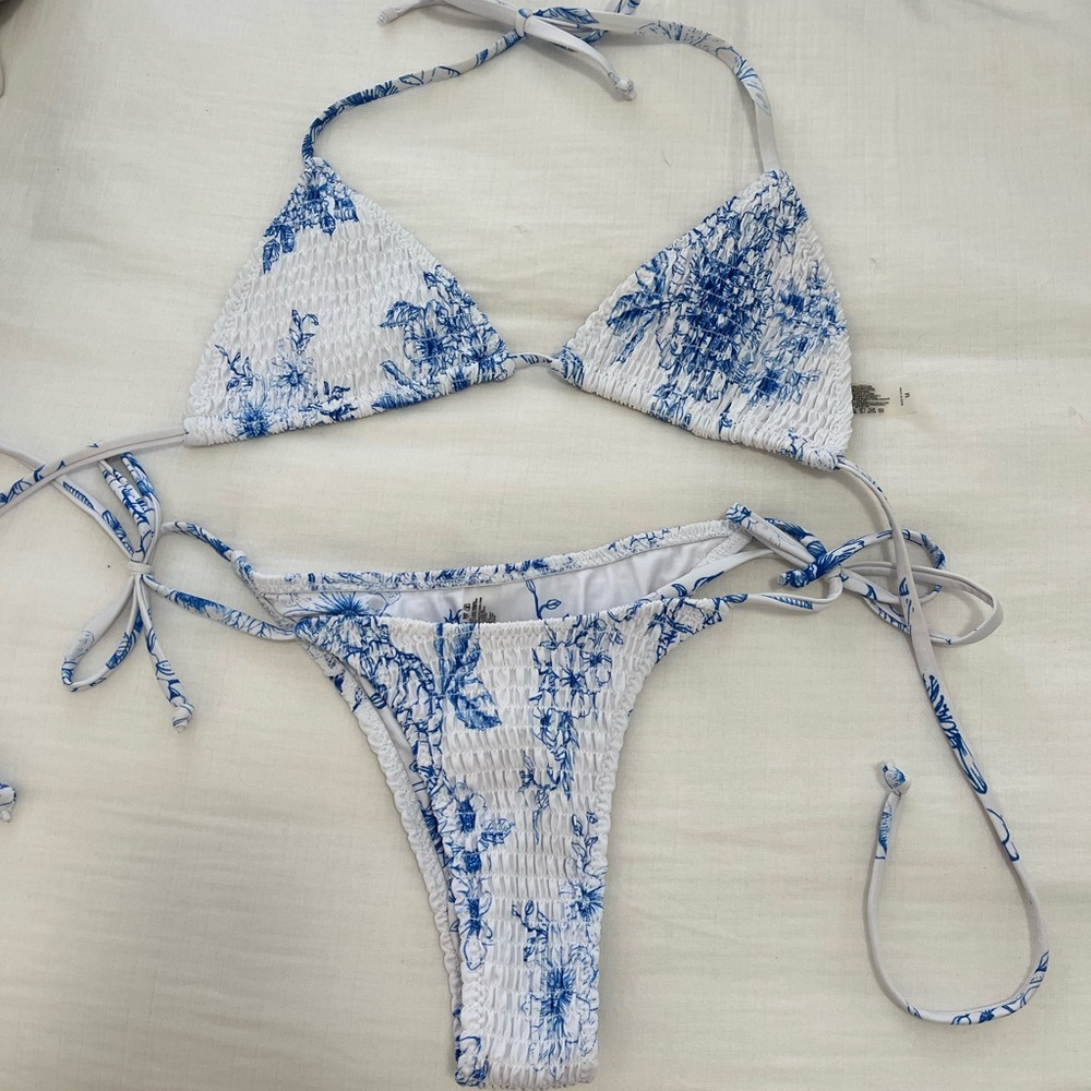 Blue and White Floral Cheeky Bikini